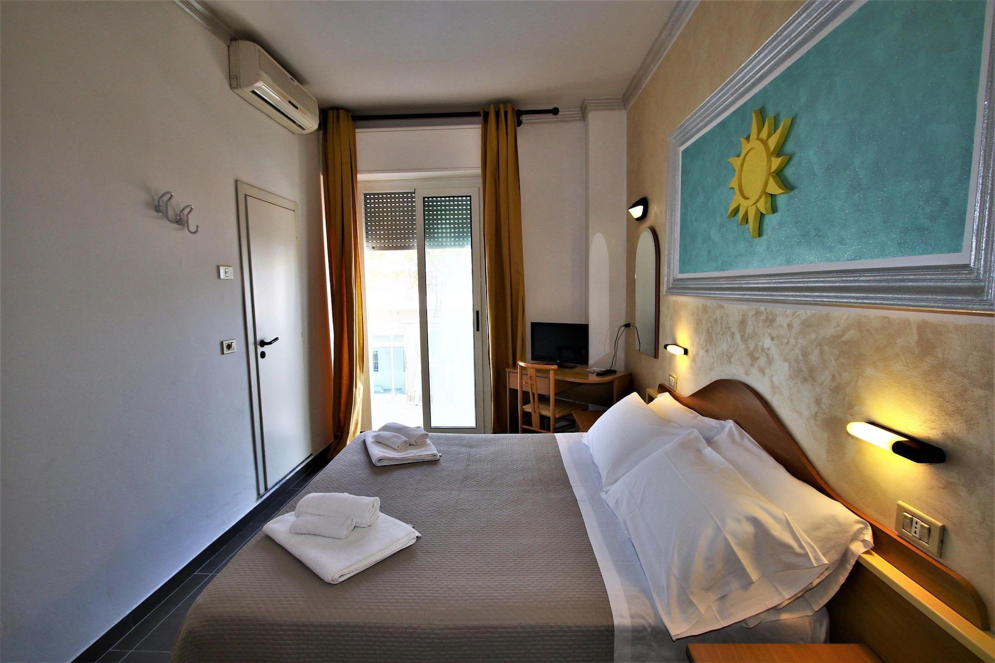 Hotel De Amicis Riccione Exterior photo