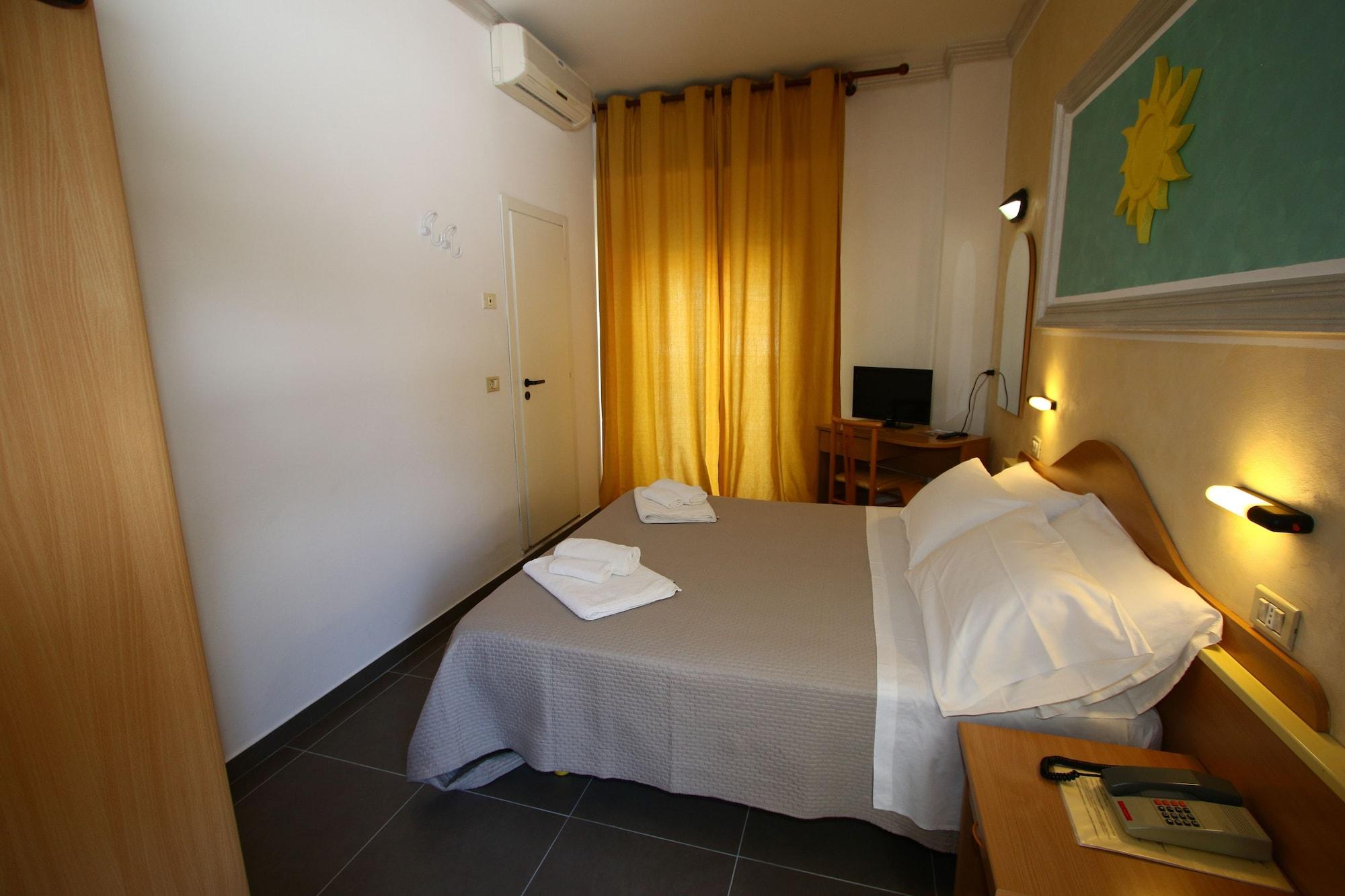 Hotel De Amicis Riccione Exterior photo
